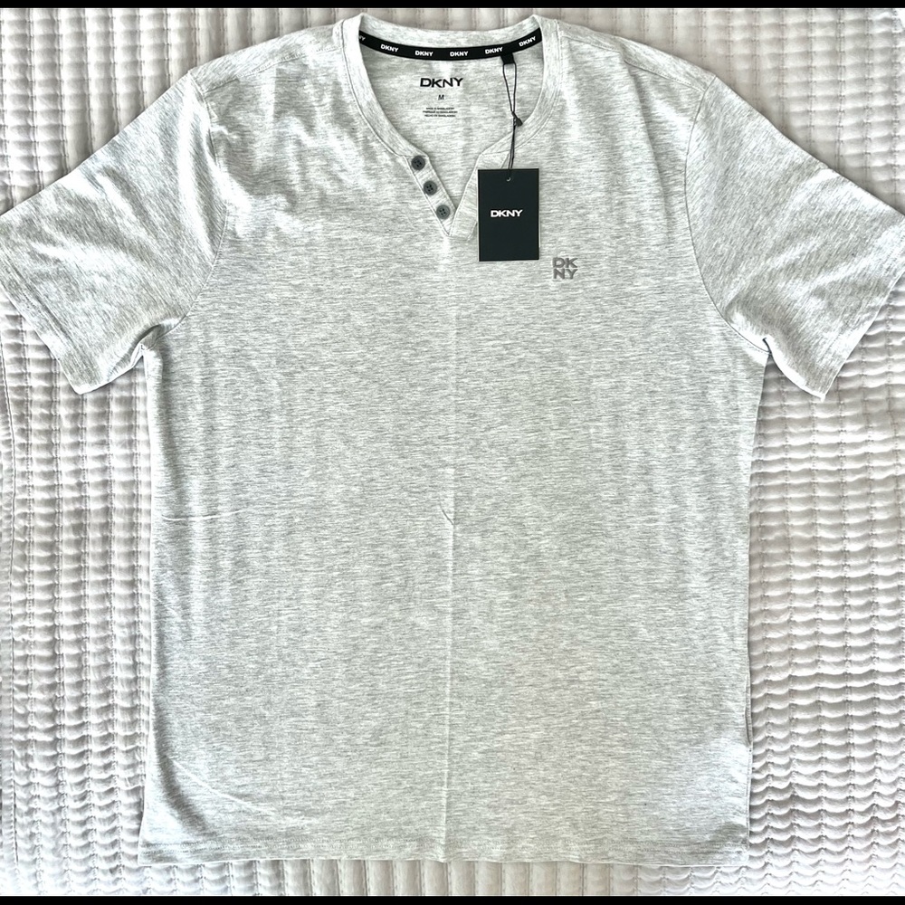 DONNA KARAN GREY TEE SHORT SLEEVES PERFECT FIT